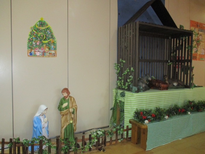 マリアさまとヨゼフさまは長い旅の途中です。