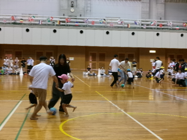 親子競技　純心旋風　お家の人と一緒に競技に参加できて嬉しかったですね。
